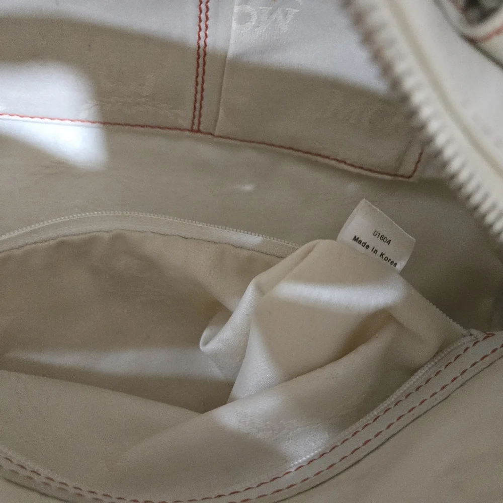 MCM White Leather Women's Barrel Shaped Bag - Picture 12 of 16